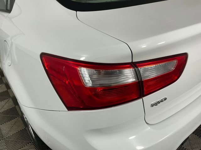 Used 2013 Kia Rio LX image 18