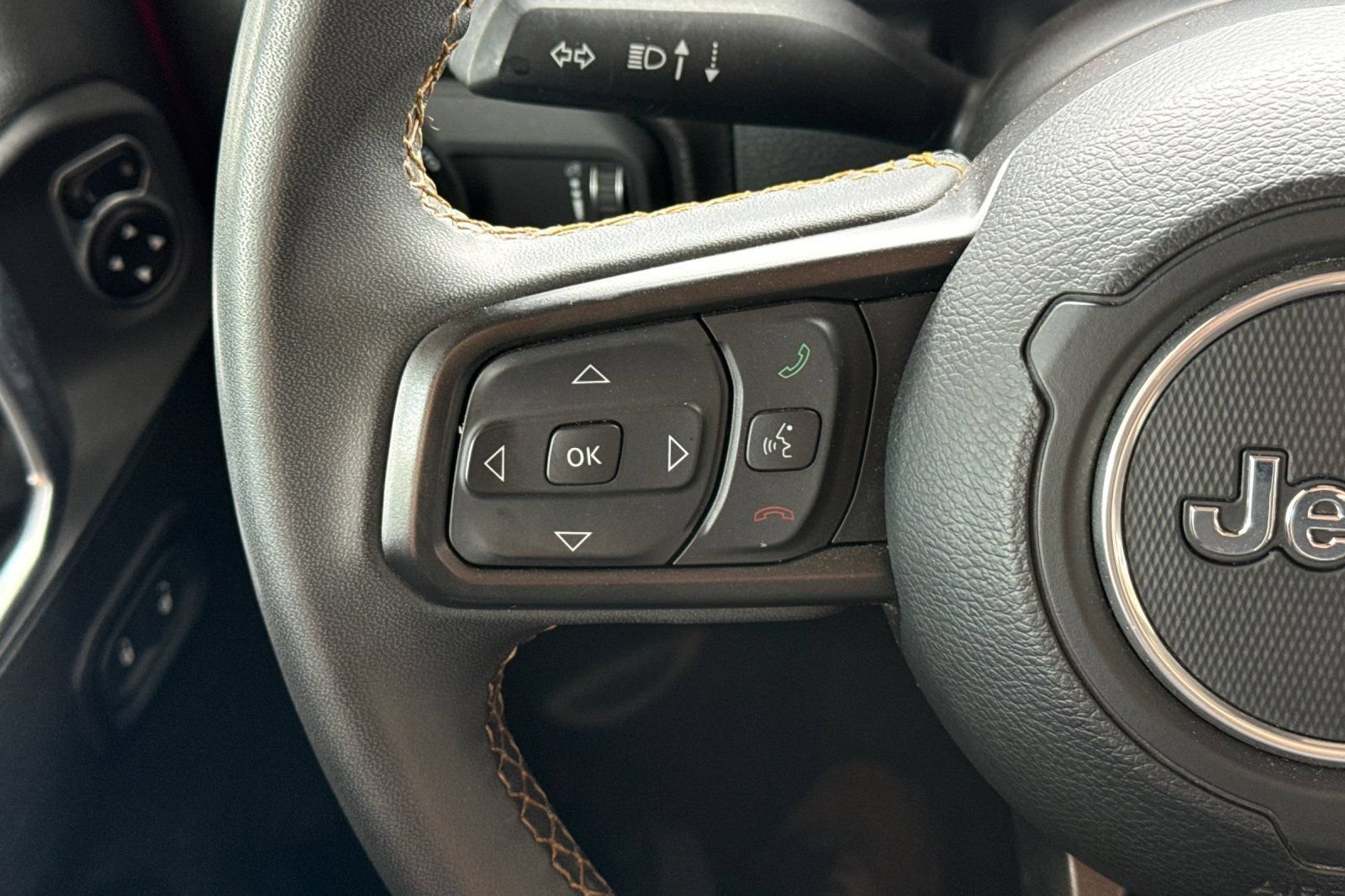 Used 2024 Jeep Wrangler Unlimited Sport AWD/4WD image 34