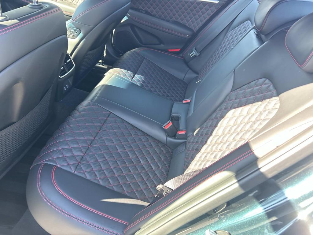 Used 2025 Genesis G70 3.3T Advanced w/ Sport Prestige Package image 21