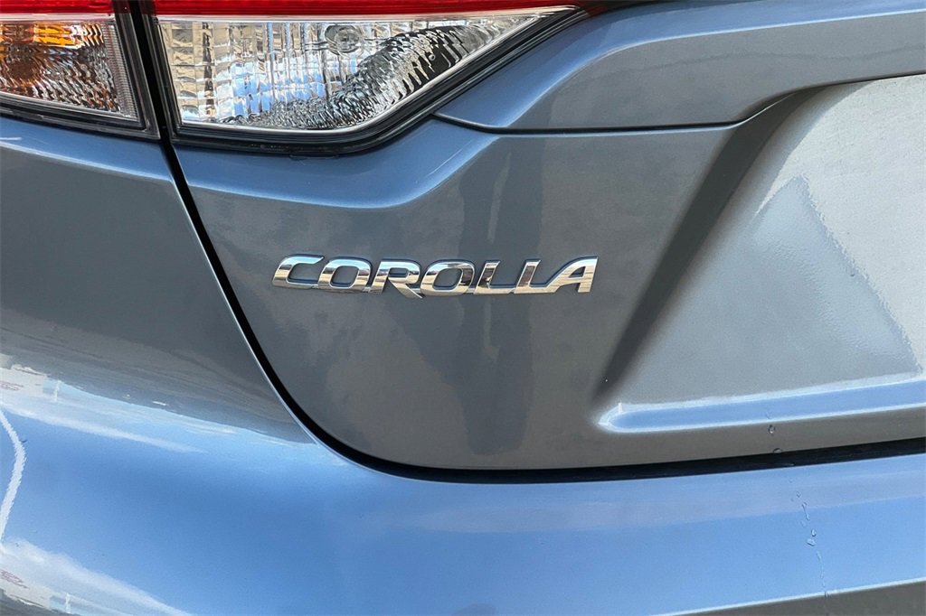 Certified 2025 Toyota Corolla LE image 26
