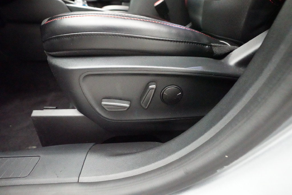 Used 2024 Ford Escape ST-Line Select AWD/4WD image 28