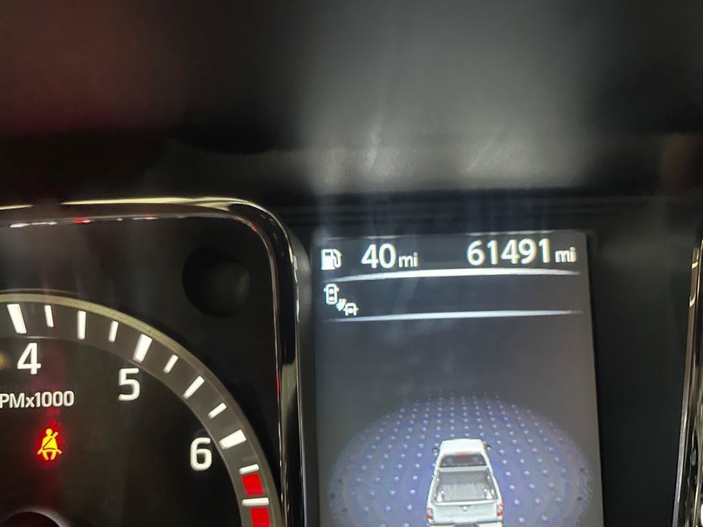 Used 2017 Nissan Titan SV AWD/4WD image 27