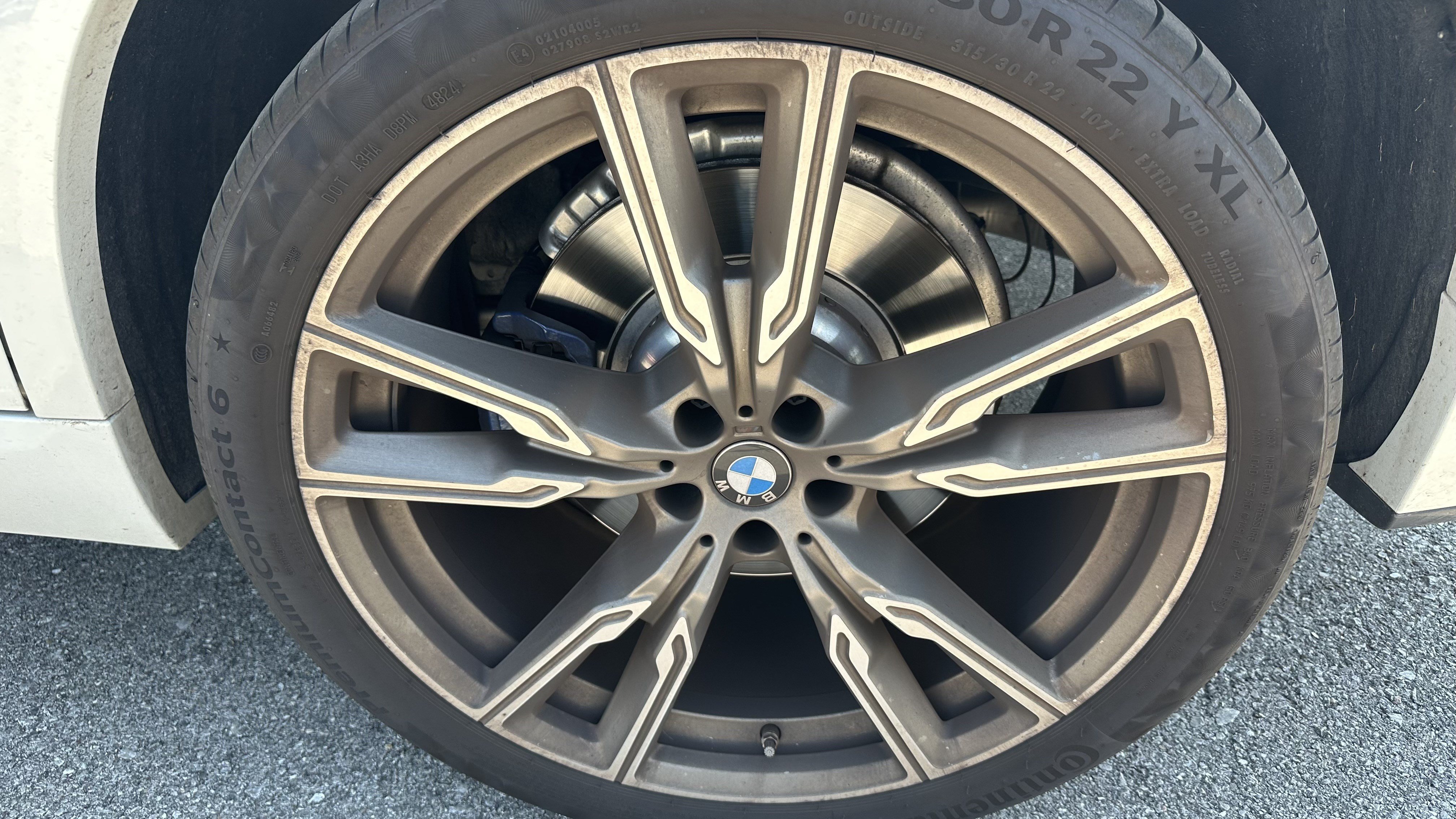 Used 2021 BMW X5 M50i w/ Executive Package AWD/4WD image 13