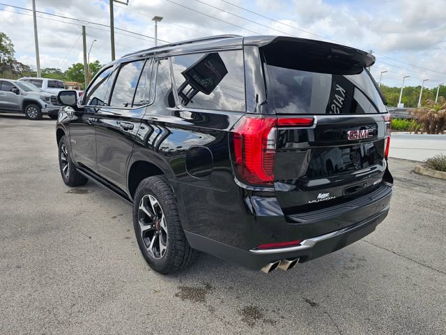 Used 2025 GMC Yukon AT4 w/ AT4 Premium Package image 3