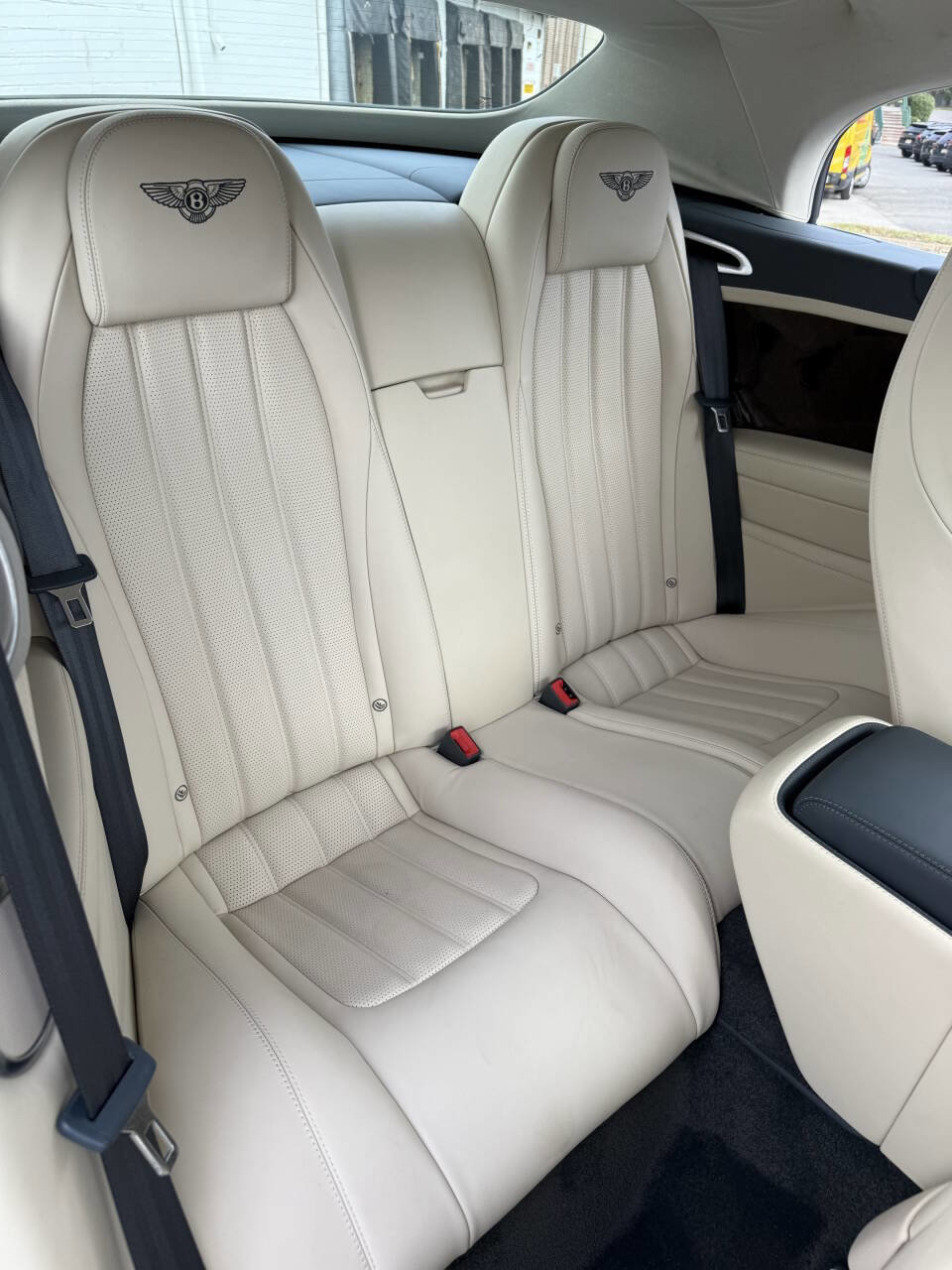 Used 2014 Bentley Continental GT image 16