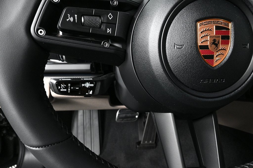 New 2026 Porsche Panamera 4 image 10
