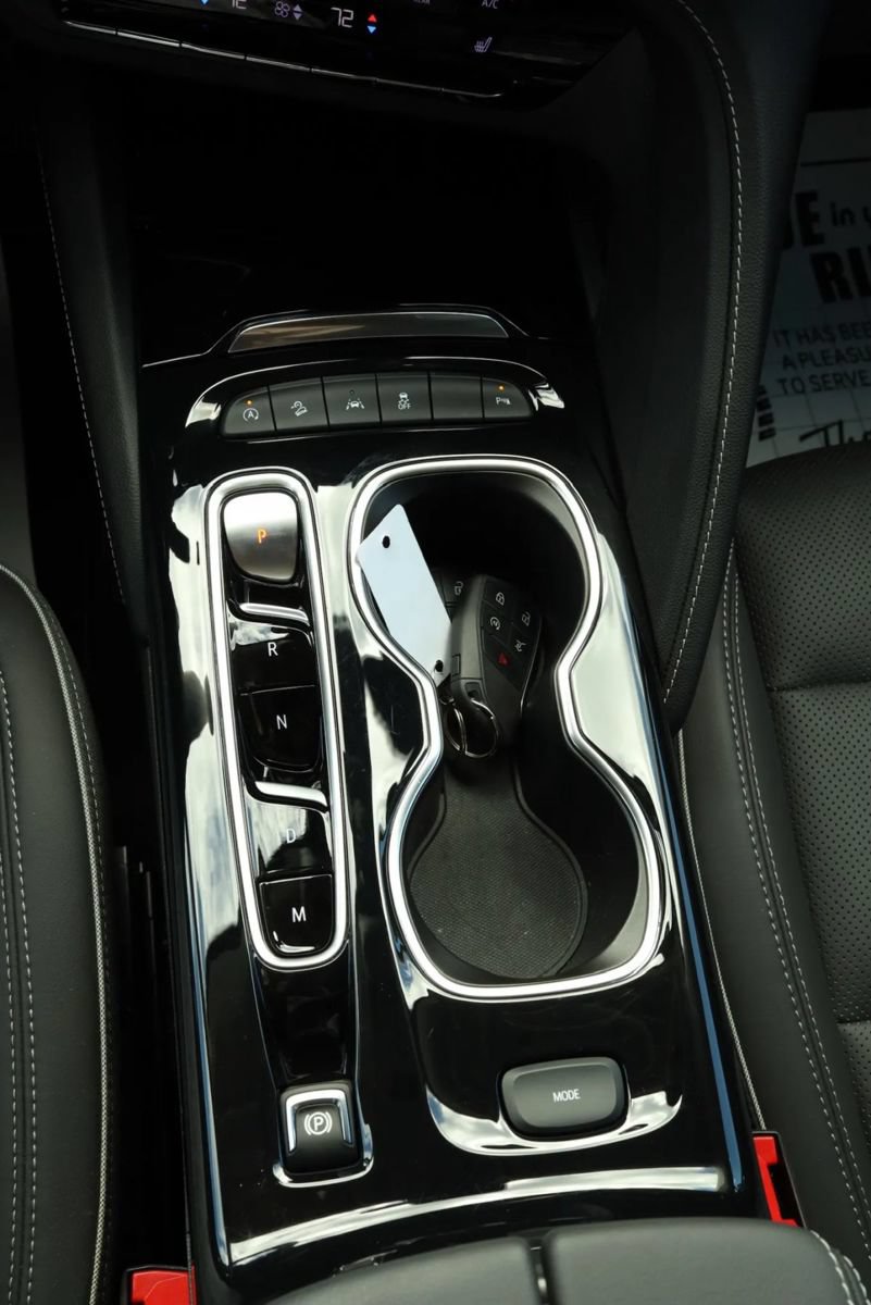 Used 2023 Buick Envision Essence AWD/4WD image 26