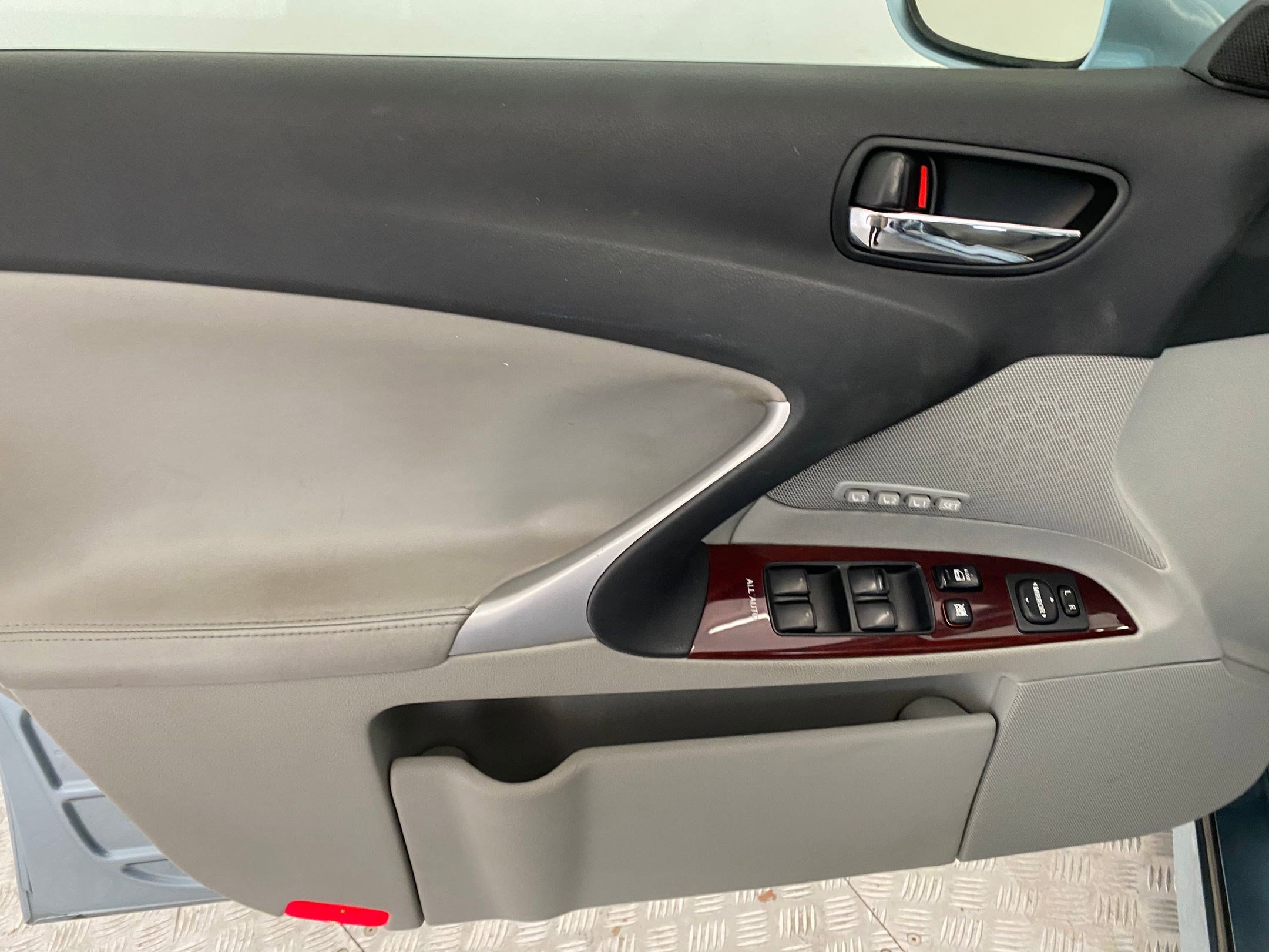 Used 2008 Lexus IS 250 AWD w/ Luxury Pkg image 12