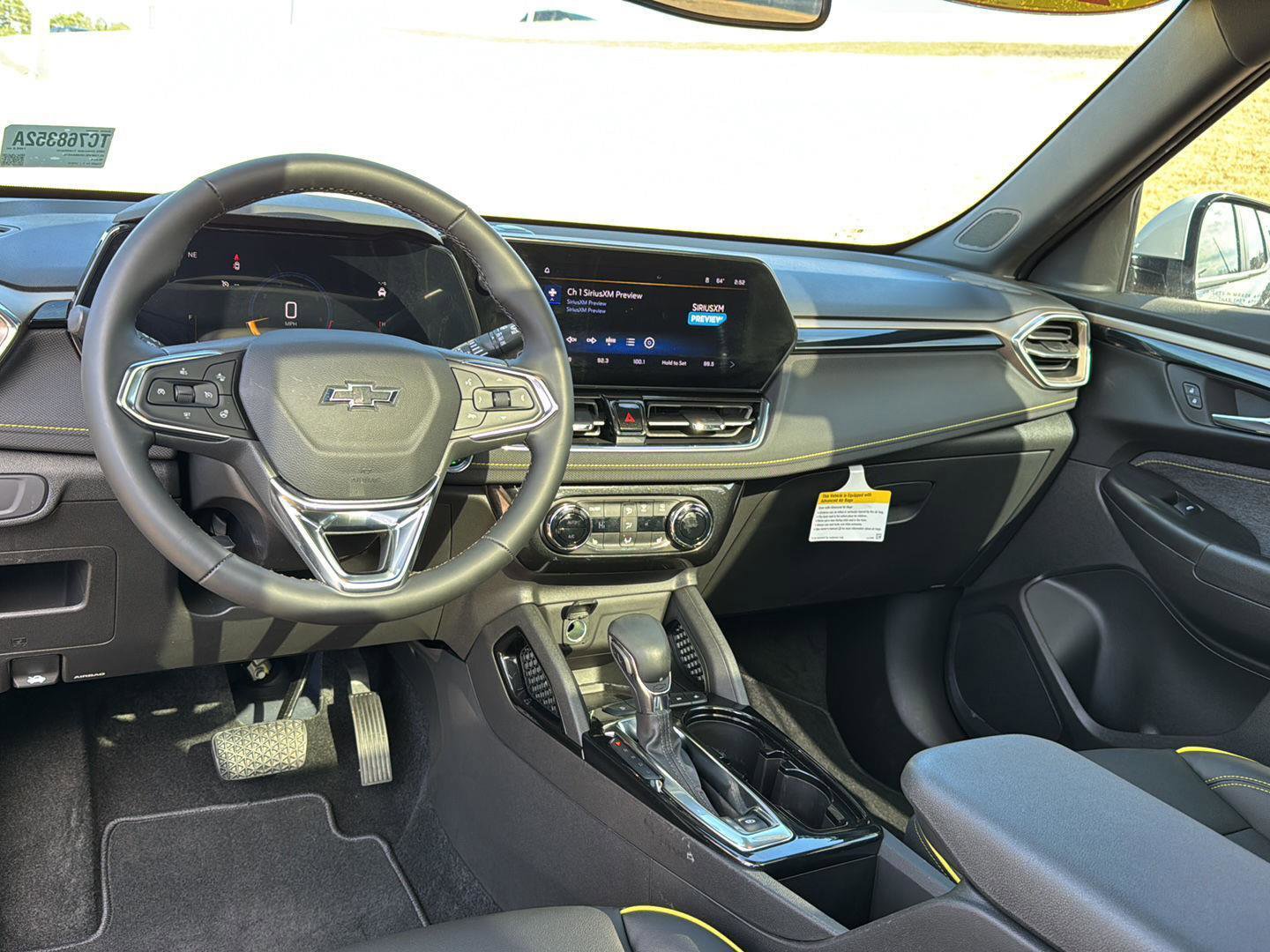 Used 2025 Chevrolet TrailBlazer ACTIV w/ Convenience Package image 16