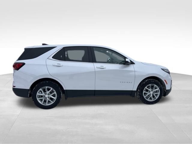 Used 2024 Chevrolet Equinox LT AWD/4WD image 8