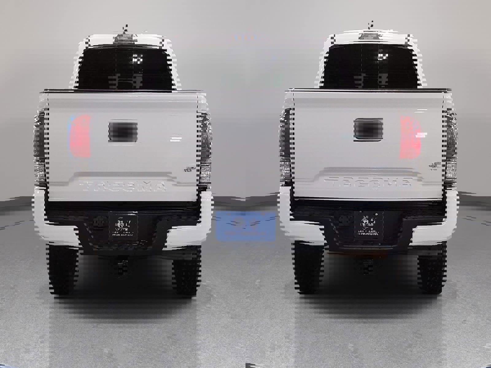 Used 2020 Toyota Tacoma TRD Sport image 6