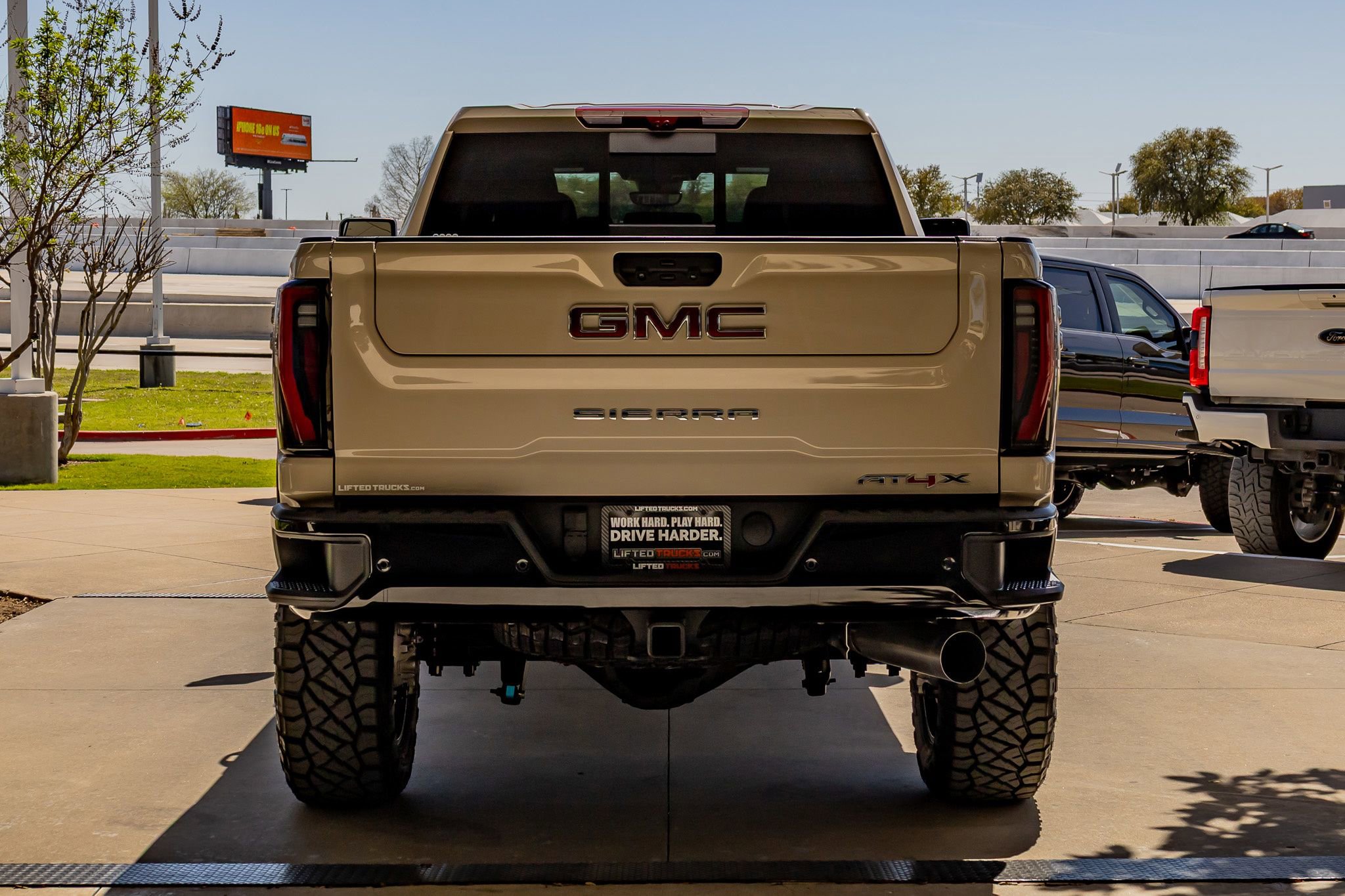 Used 2026 GMC Sierra 2500 AT4X image 8