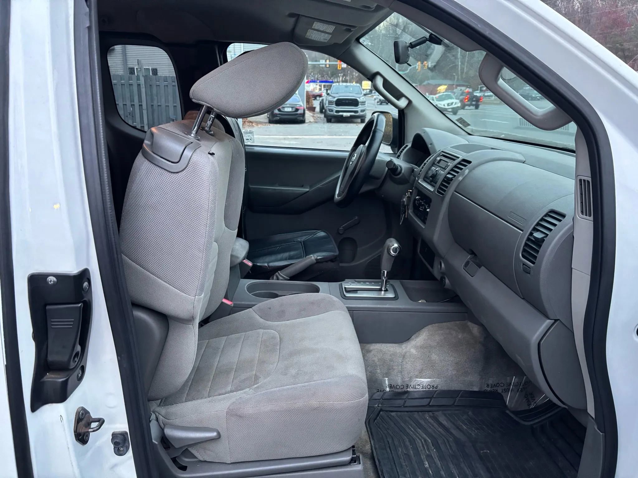 Used 2012 Nissan Frontier S w/ S Preferred Pkg image 15