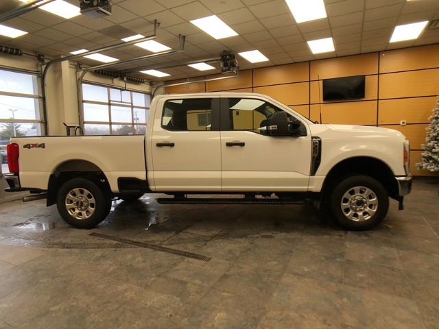 Certified 2023 Ford F350 XL w/ Snow Plow/Camper Package image 8