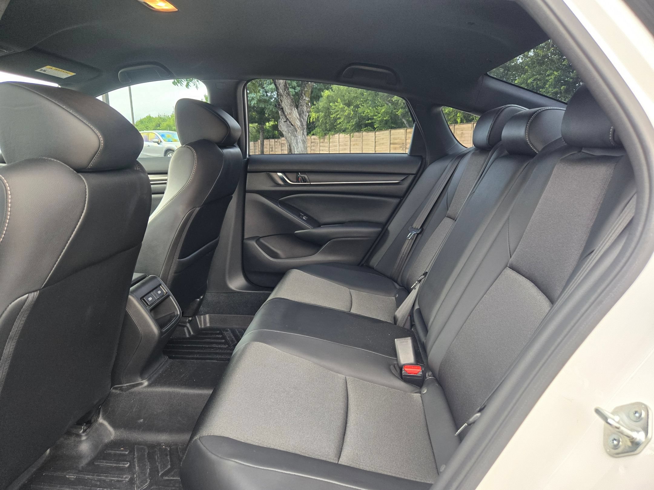 Used 2021 Honda Accord Sport image 14