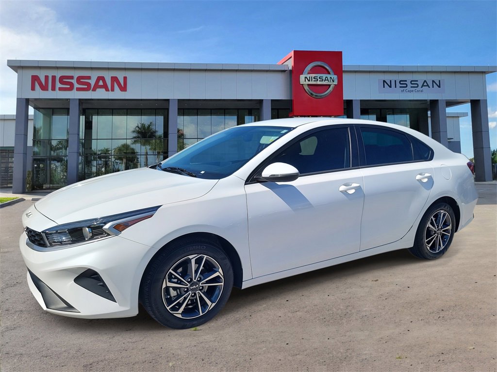 Used 2023 Kia Forte LXS w/ LXS Technology Package image 8