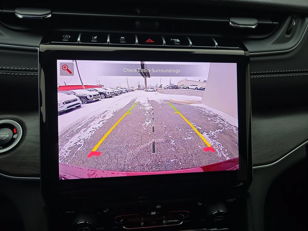 New 2025 Jeep Grand Cherokee Limited w/ Black Appearance Package AWD/4WD image 18