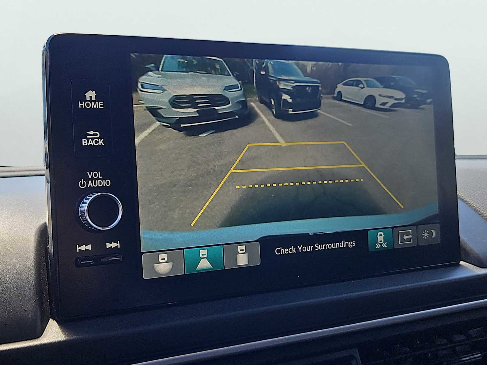 Used 2023 Honda Pilot Touring image 16