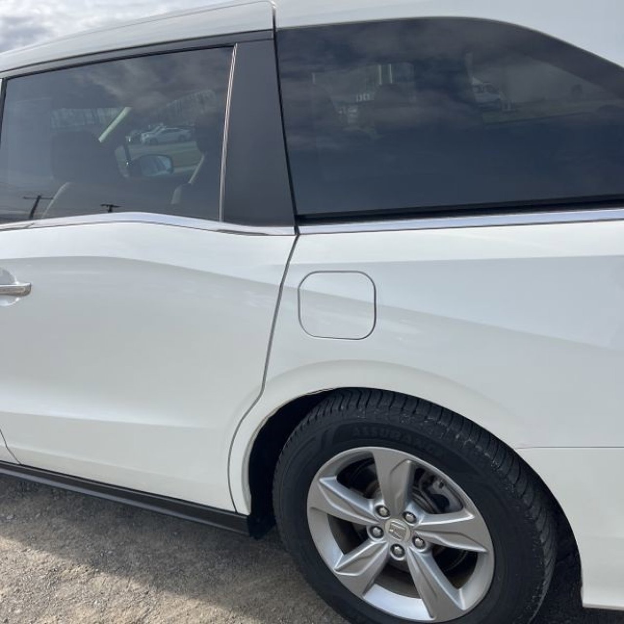 Used 2018 Honda Odyssey EX image 5
