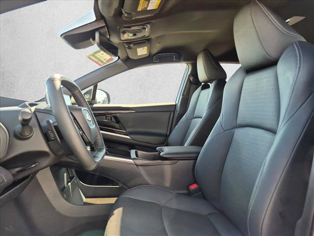 Used 2025 Subaru Solterra AWD/4WD image 15
