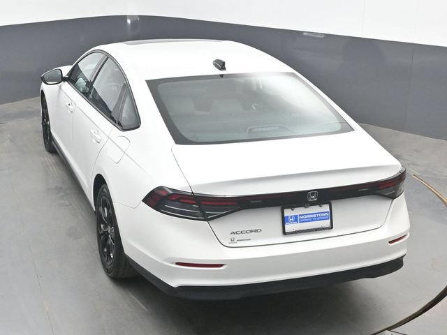 Used 2025 Honda Accord SE image 35