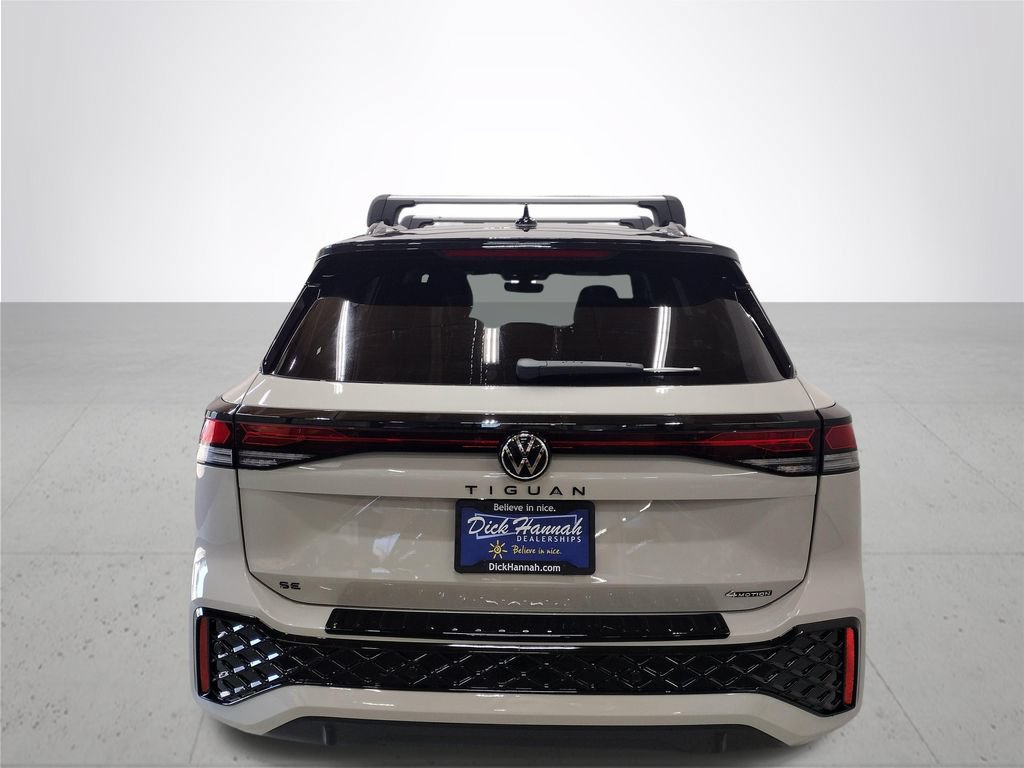 New 2026 Volkswagen Tiguan SE R-Line AWD/4WD image 11