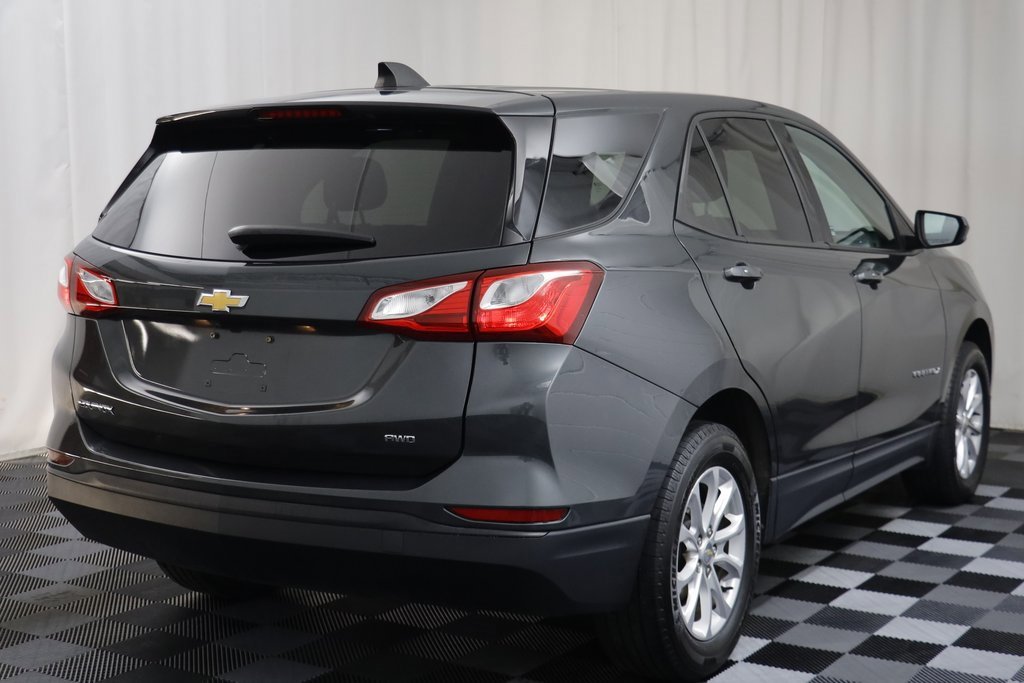 Used 2019 Chevrolet Equinox LS w/ LS Convenience Package image 16