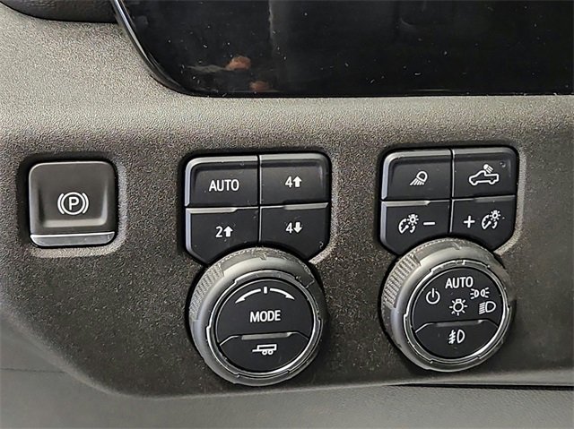 Used 2024 Chevrolet Silverado 1500 High Country w/ High Country Premium Package image 31