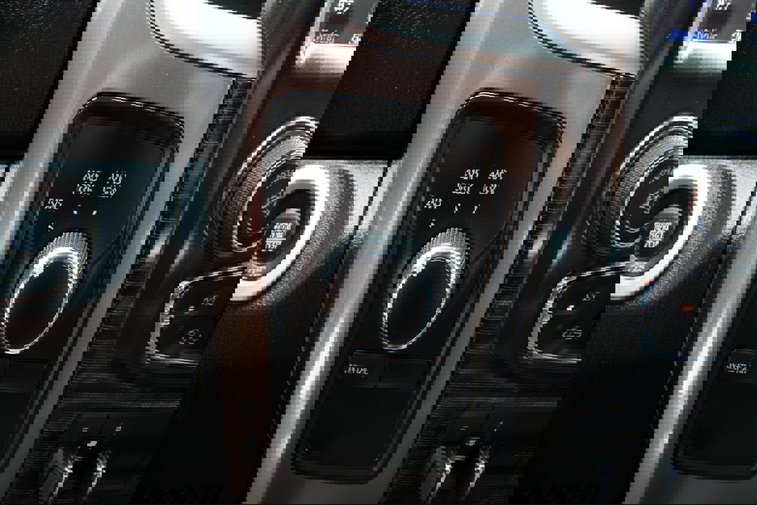 Used 2018 RAM 3500 Laramie Longhorn image 36