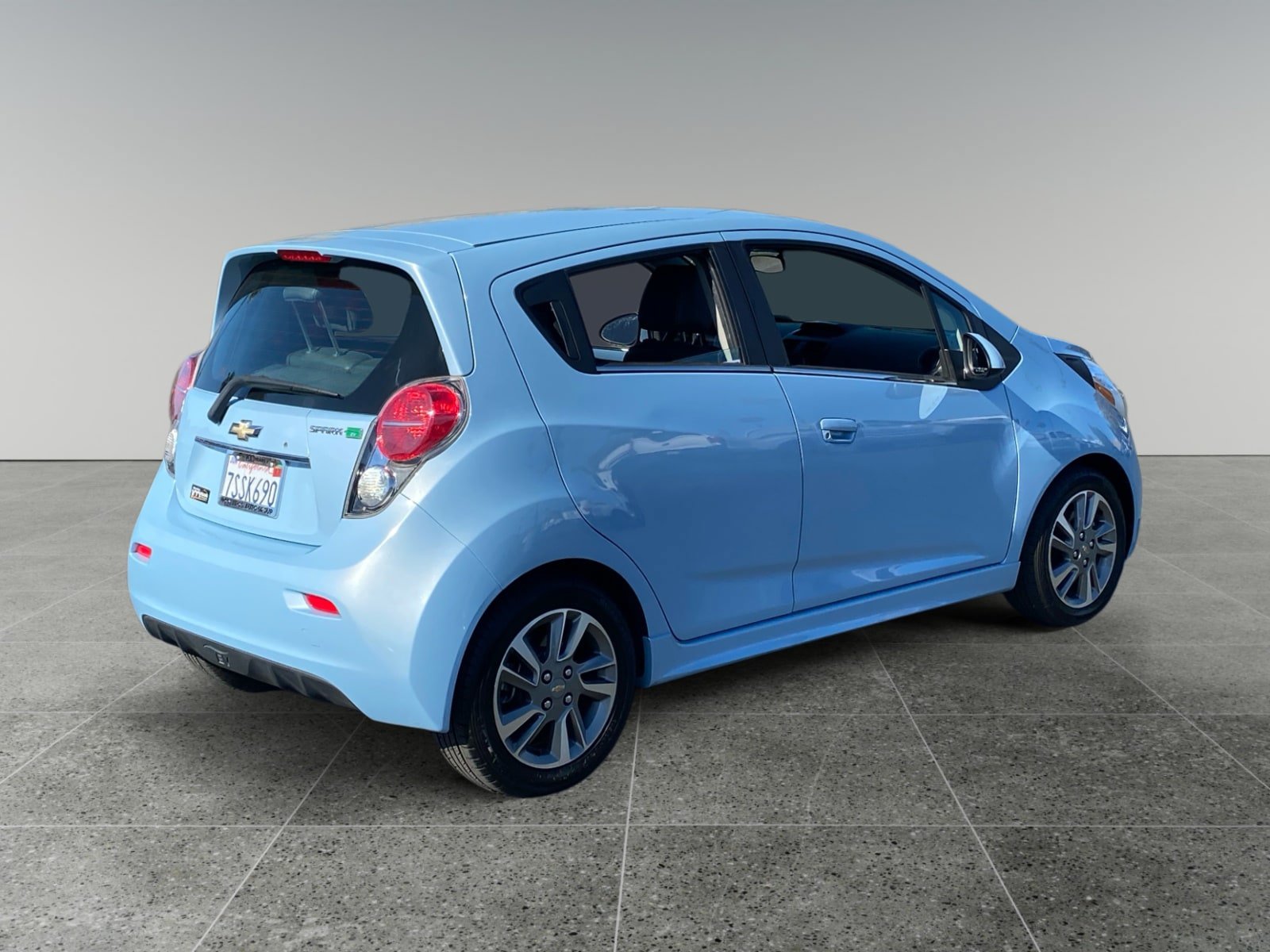 Used 2016 Chevrolet Spark LT FWD image 5