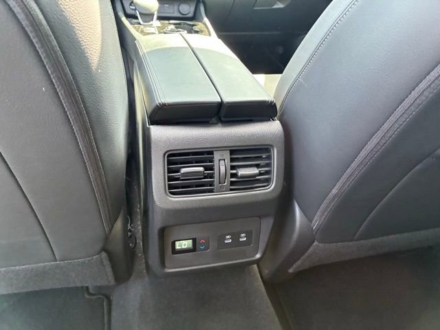 Certified 2025 Nissan Rogue SL w/ Tech Package AWD/4WD image 18