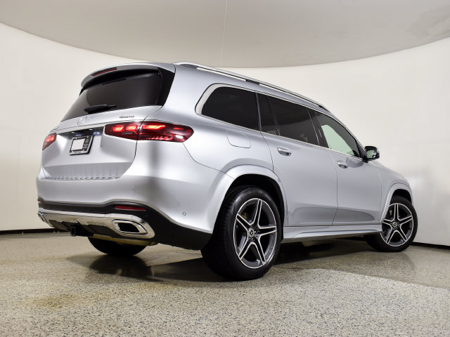Used 2025 Mercedes-Benz GLS 450 4MATIC image 12