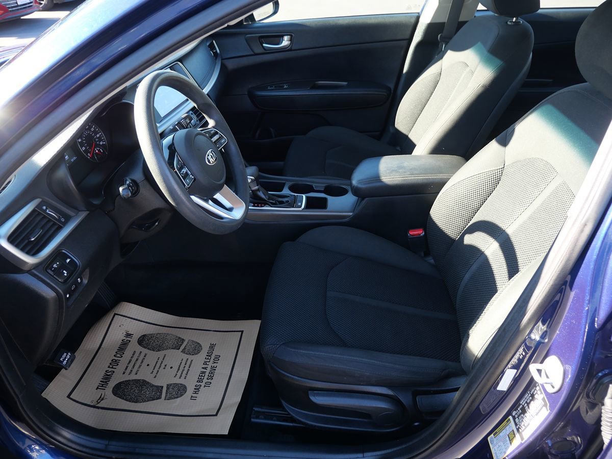 Used 2019 Kia Optima LX image 10