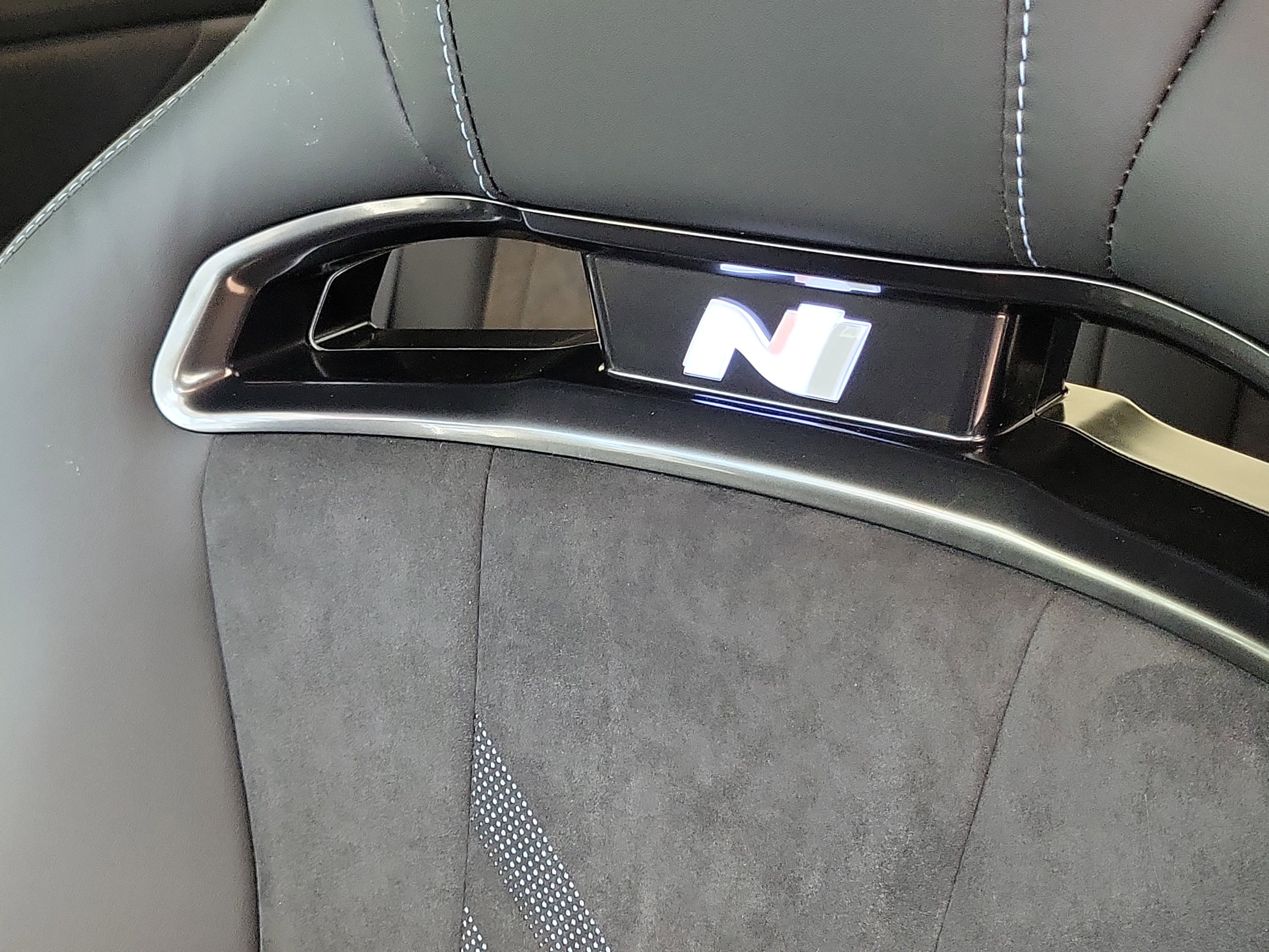 New 2026 Hyundai Elantra N FWD image 11