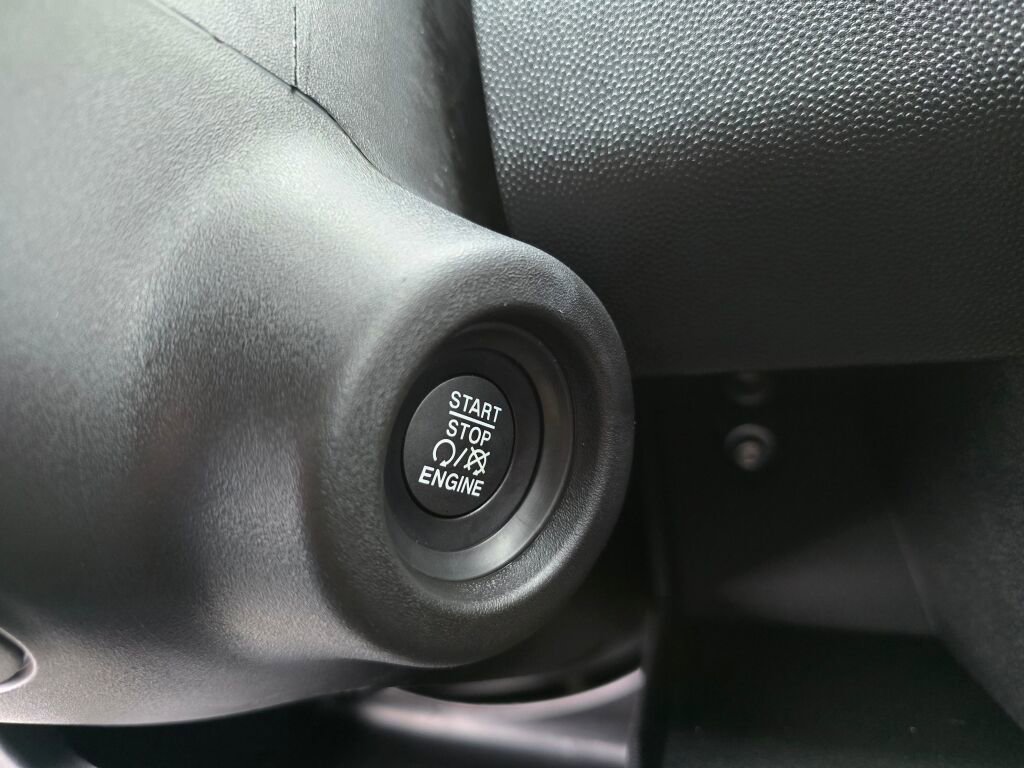 New 2026 RAM ProMaster 3500 w/ Quick Order Package 22G SLT image 25