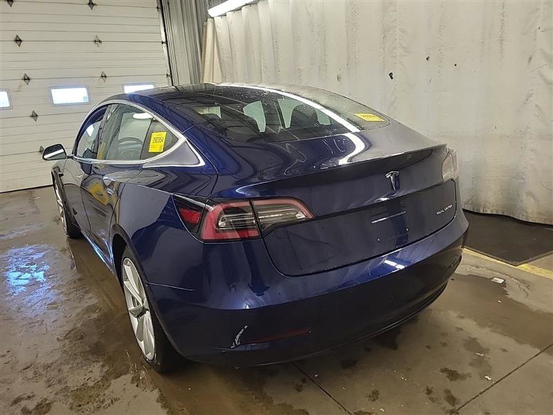 Used 2018 Tesla Model 3 Long Range image 4