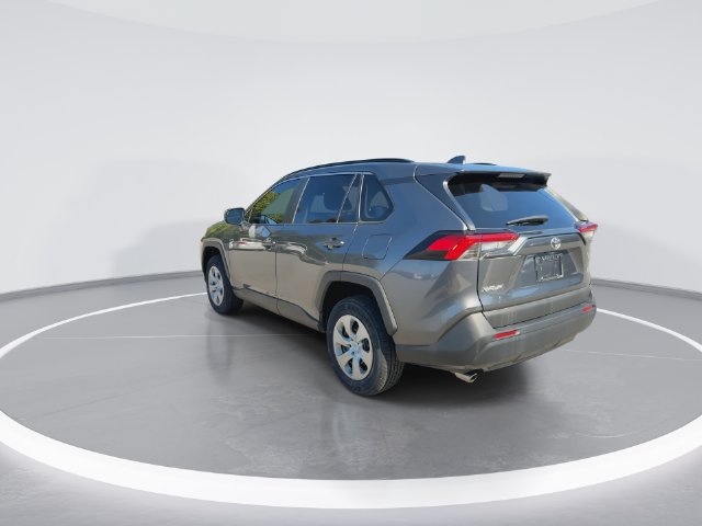 Used 2021 Toyota RAV4 LE FWD image 6
