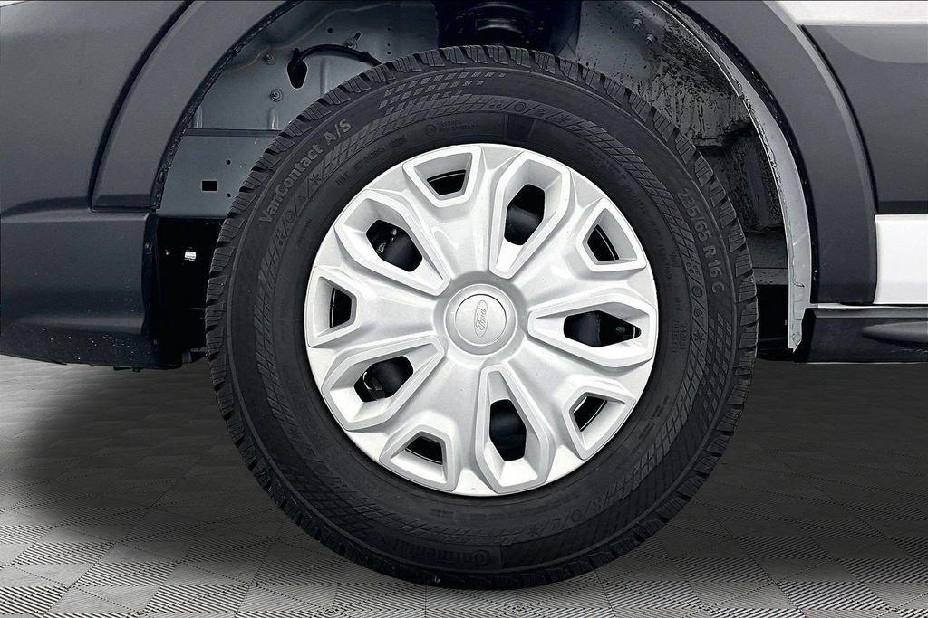 Used 2026 Ford Transit 150 Low Roof w/ Exterior Upgrade Package RWD image 9