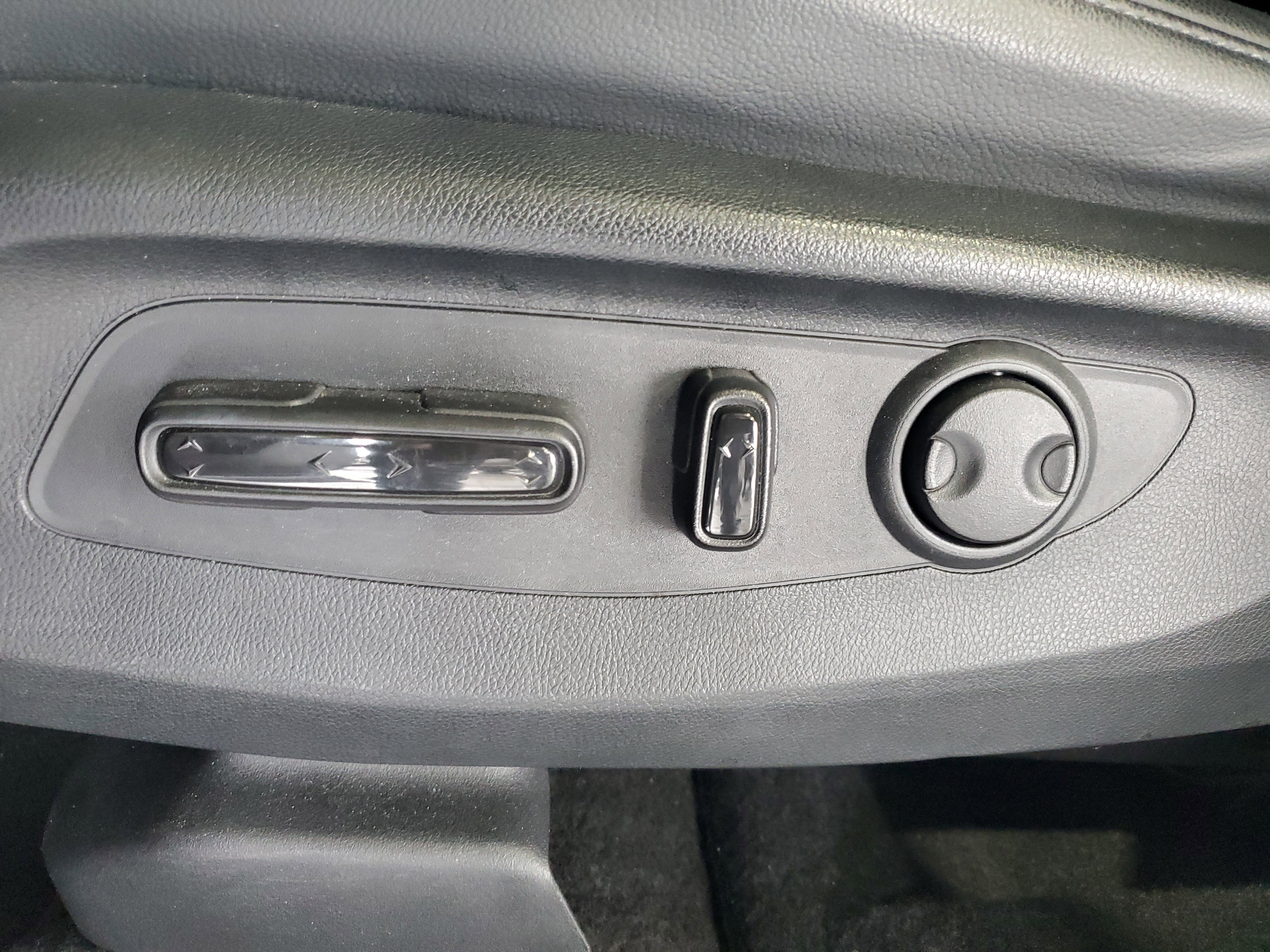 Used 2023 Honda CR-V EX-L image 18
