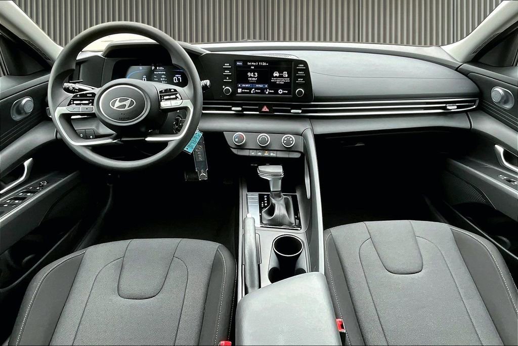 New 2026 Hyundai Elantra SE FWD image 6