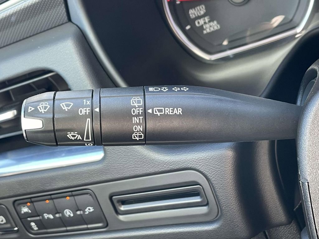 Used 2021 Chevrolet Suburban RST w/ Luxury Package image 25