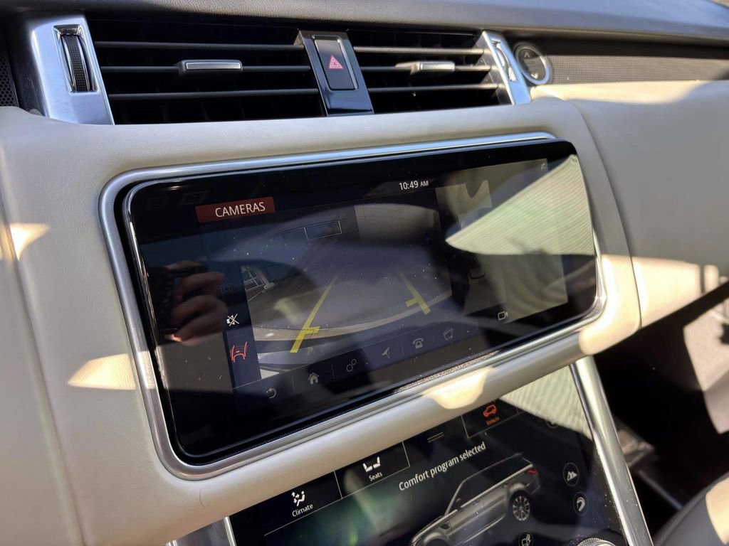 Used 2020 Land Rover Range Rover Sport HST image 19