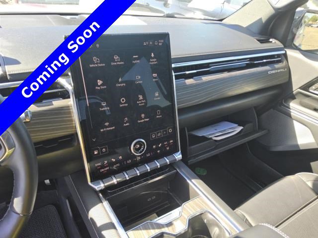 Used 2025 GMC Sierra EV Denali AWD/4WD image 11