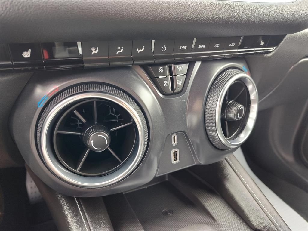 Used 2023 Chevrolet Blazer LT w/ Convenience Package AWD/4WD image 14
