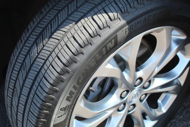 Used 2020 Buick Enclave Avenir w/ Avenir Technology Package image 16