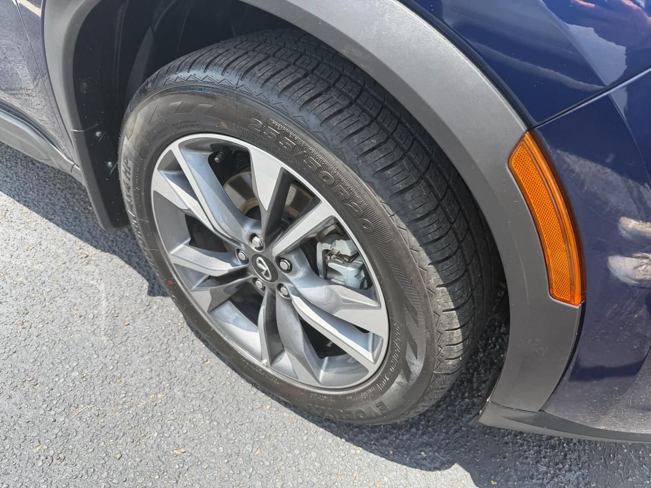 Used 2023 INFINITI QX60 Luxe w/ Cargo Package FWD image 11