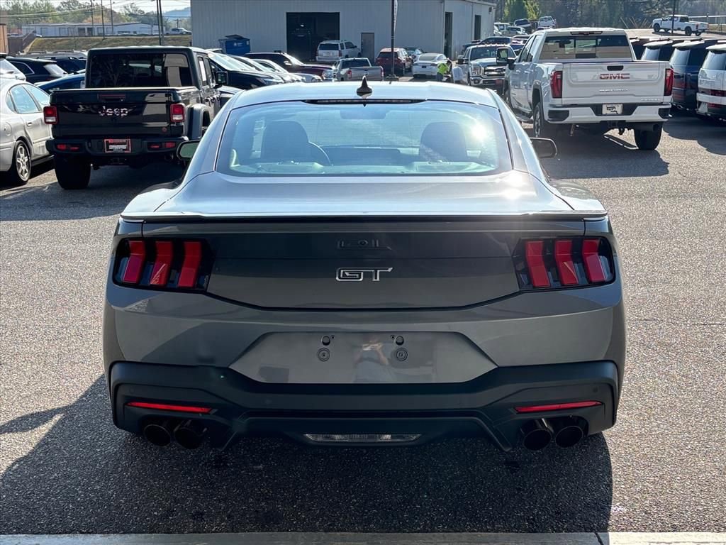 Used 2025 Ford Mustang GT Premium image 25