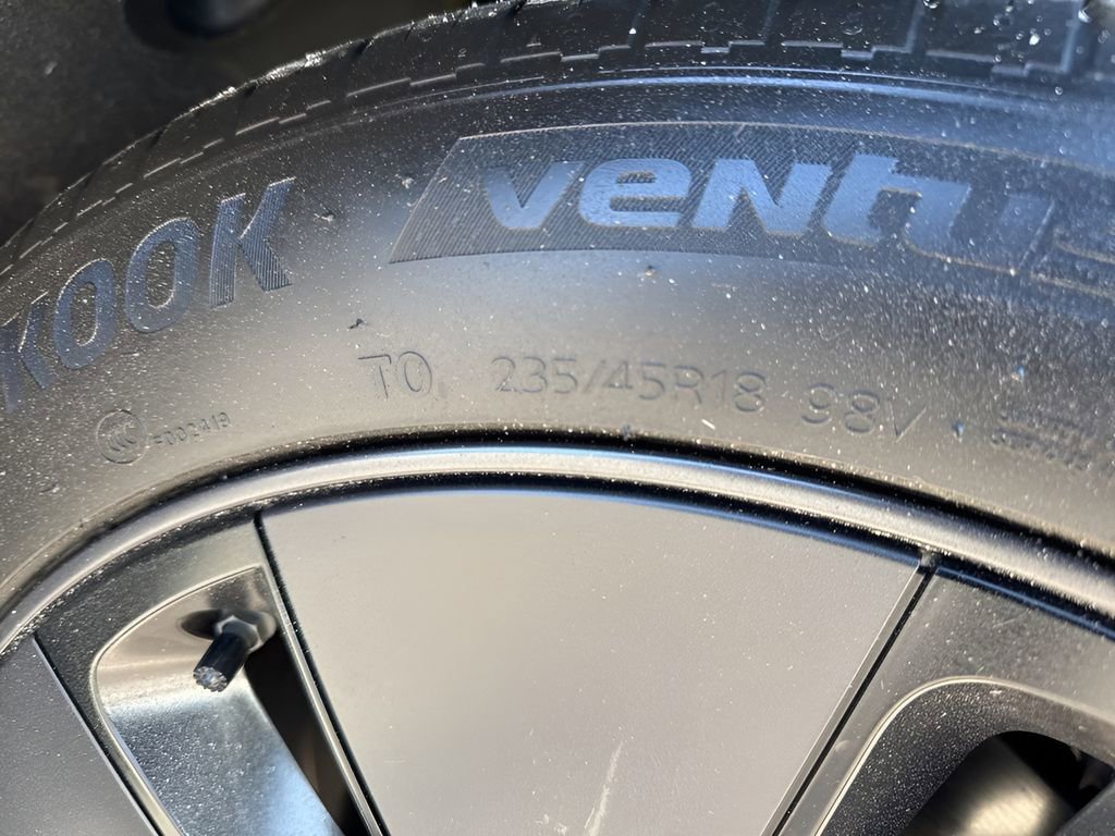 Used 2024 Tesla Model 3 Standard Range image 35