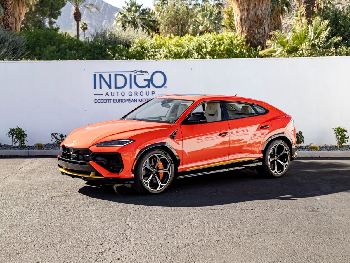 Used 2025 Lamborghini Urus SE