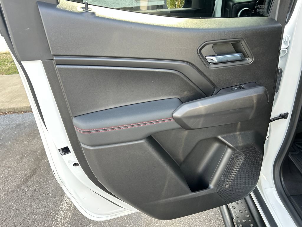 Certified 2023 Chevrolet Colorado Z71 w/ Z71 Convenience Package 2 image 38